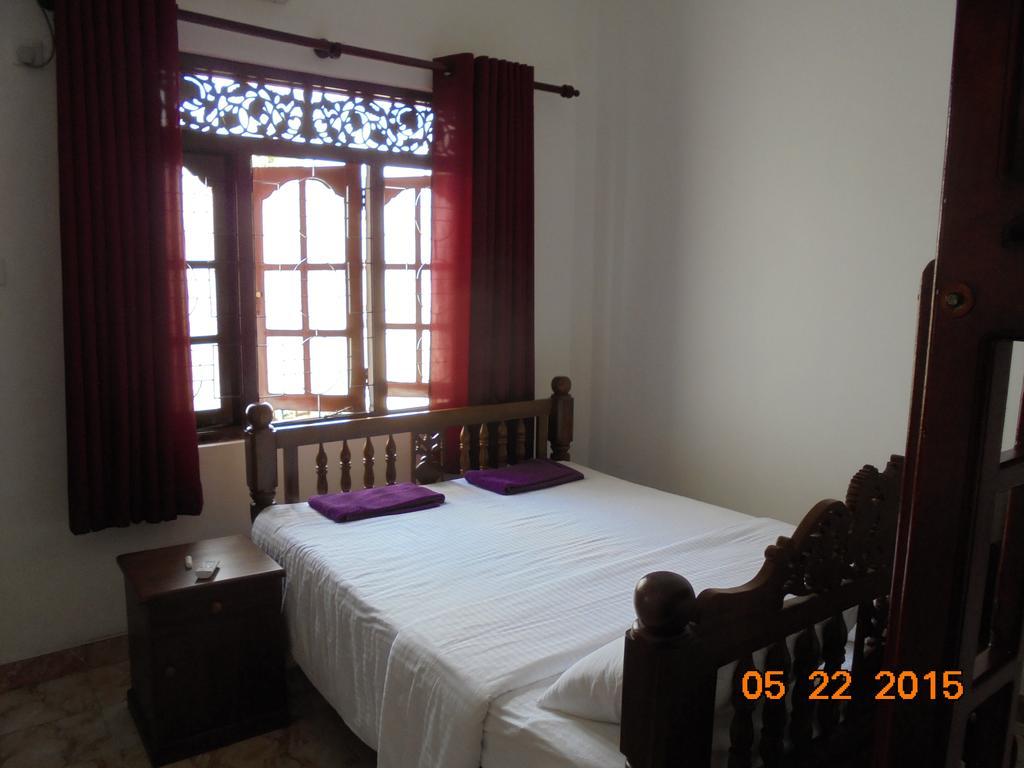 The Hotel Paradise Katunayaka Ruang foto